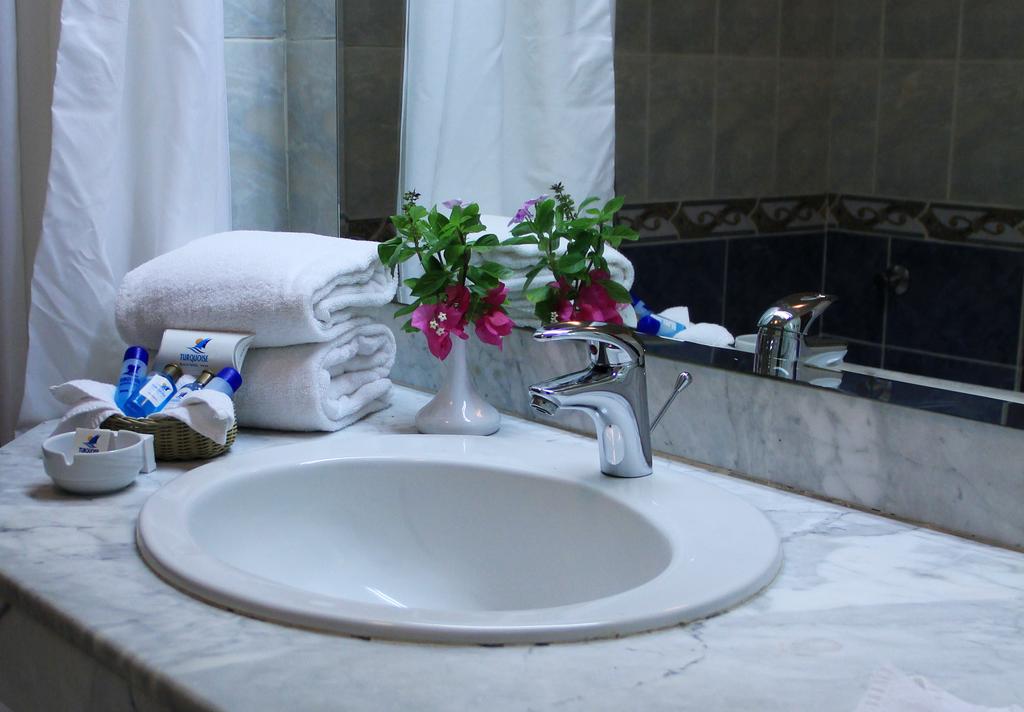 Turquoise Beach Hotel - Image 7